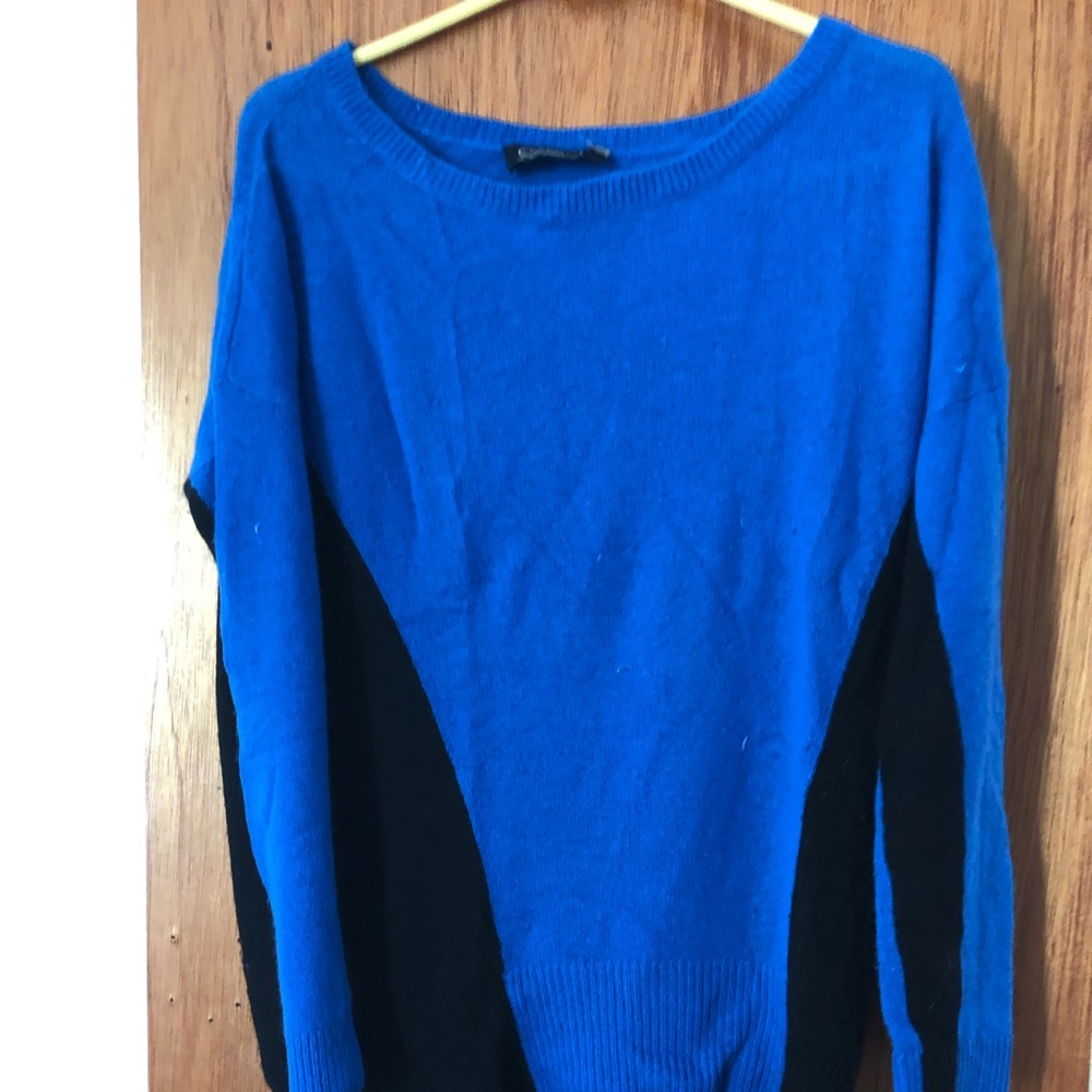 Magashoni Blue Black Long Sweater Women’s Small